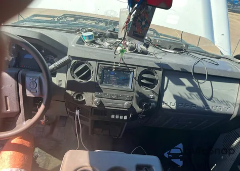 2016 Ford F350 Super Duty from USA, damaged, VIN 1FD8X3G62GEA32435